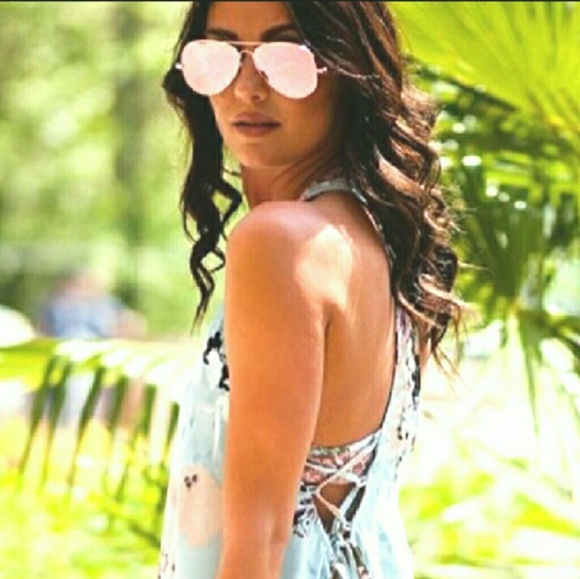 Blush Aviator Mirror Sunglasses NEW - Picture 2 of 6