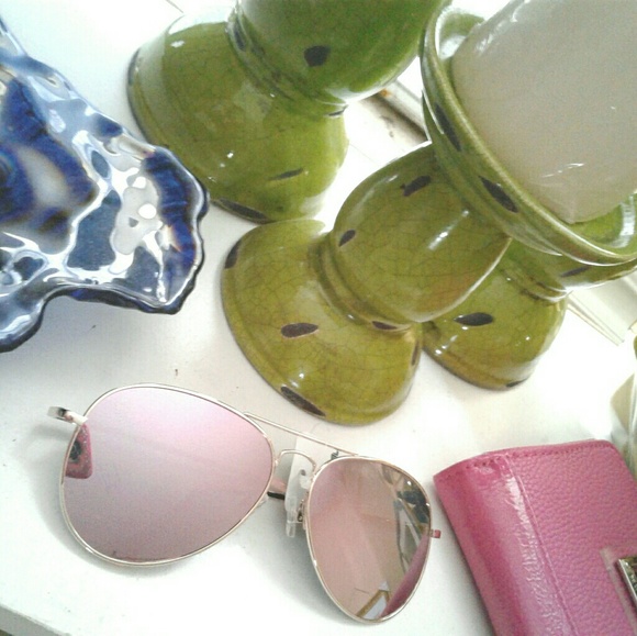 Blush Aviator Mirror Sunglasses NEW - Picture 4 of 6