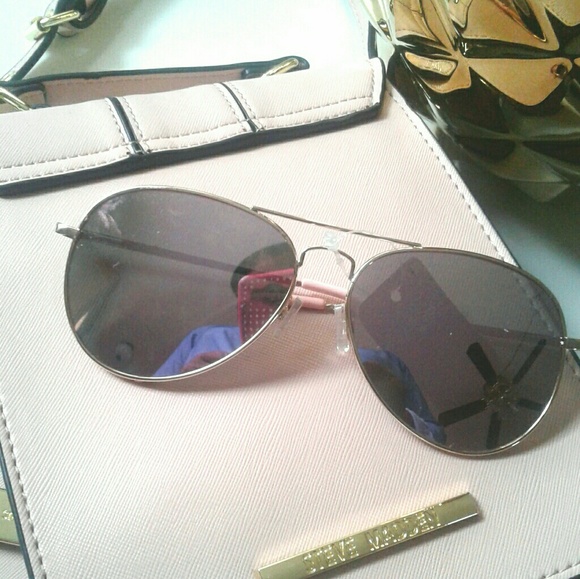 Blush Aviator Mirror Sunglasses NEW - Picture 6 of 6