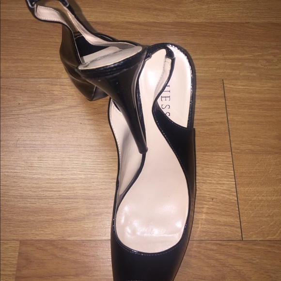 Black Sling Back Heels - Picture 1 of 2