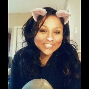 Meet your Posher, Sharon