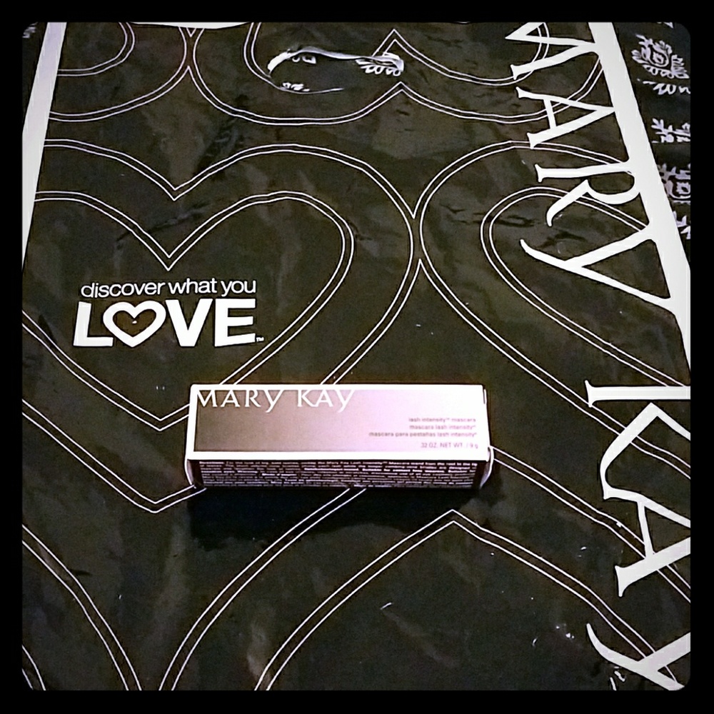Mary Kay Lash Intensity Mascara