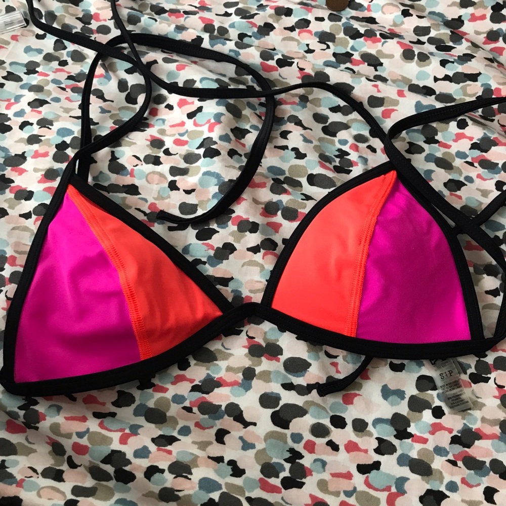 VS pink bikini top