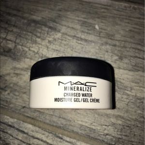 Mac mineralized charged water