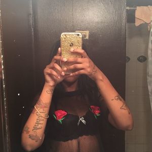 Meet your Posher, Marie