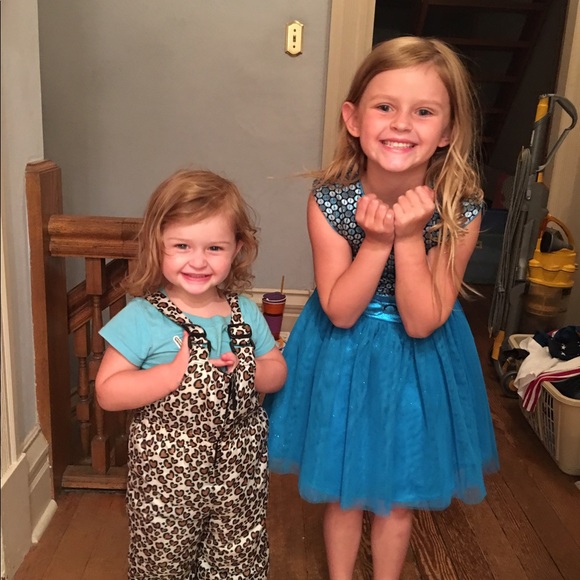 Meet your Posher, Jessi - Picture 2 of 4