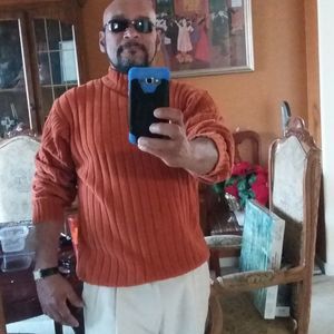 Meet your Posher, Angel lopez