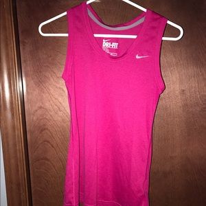 Women's Nike Regular Fit Dri-Fit Muscle Tank