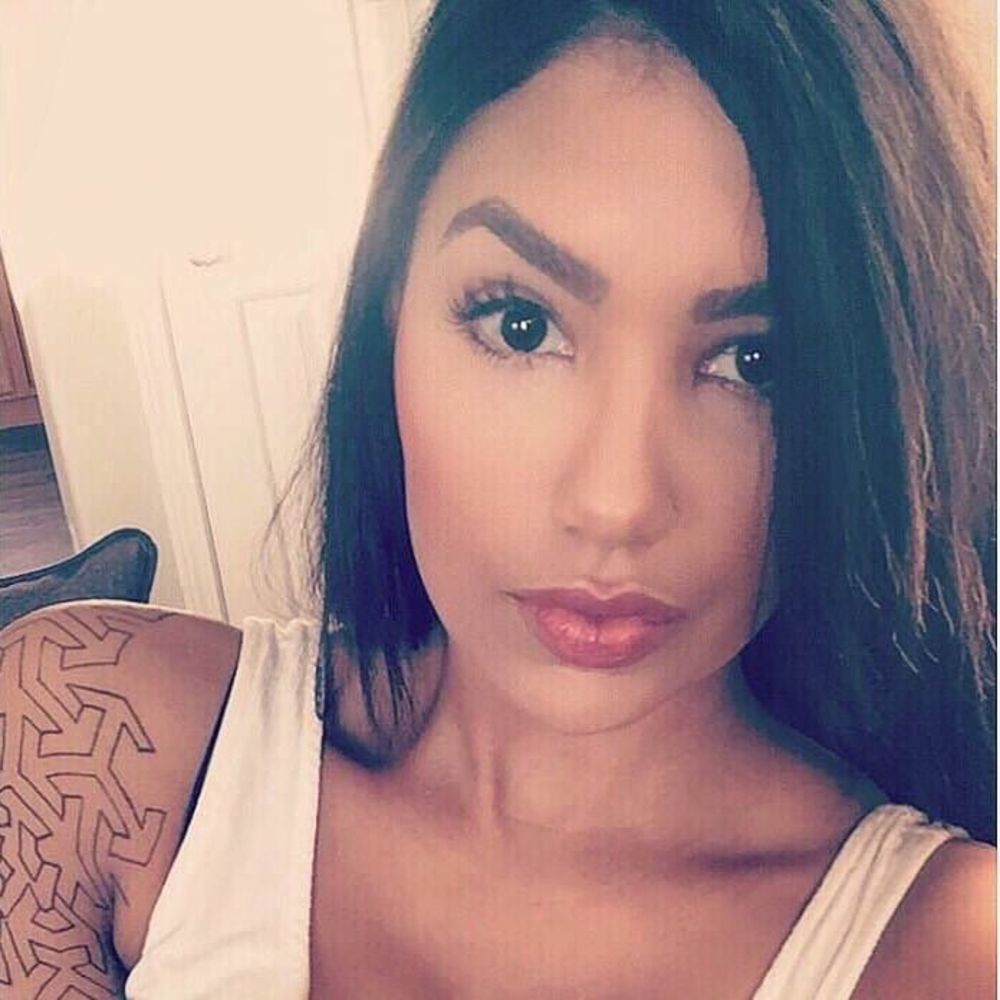 Meet your Posher, Kayla