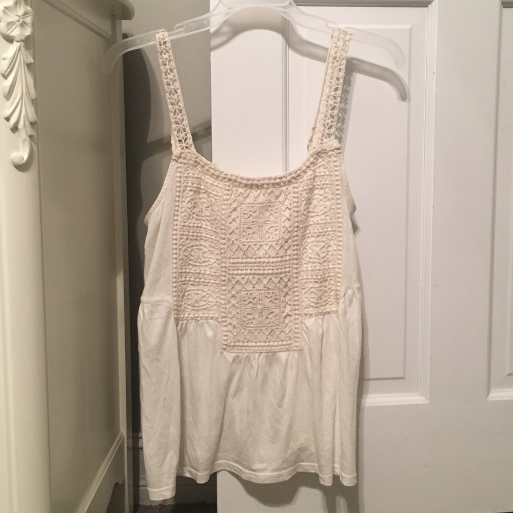 American eagle cream crochet tank top
