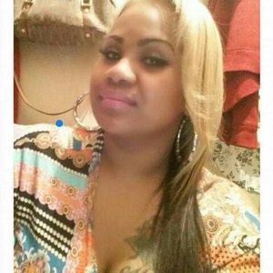 Meet your Posher, Dee