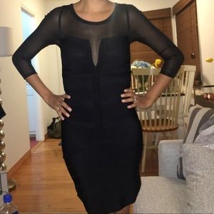 Bebe Bodycon 3/4 sleeve dress