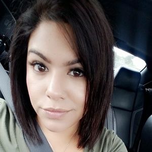 Meet your Posher, Adriana