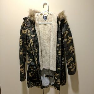 NASTY GAL PARKA CAMO MILITARY PRINT