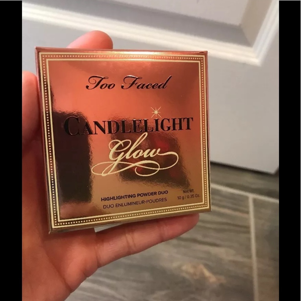Too faced candlelight Glow