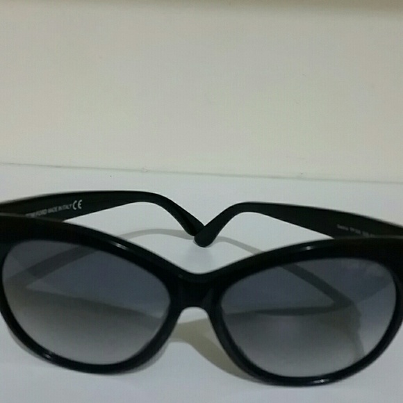 🕶🕶AUTHENTIC TOM FORD WOMENS SUN GLASSES🕶🕶🕶 - Picture 1 of 6