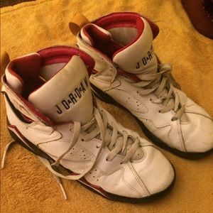 Air Jordan cardinals