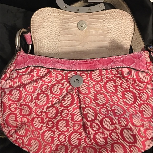 GUESS Handbag - Picture 5 of 5