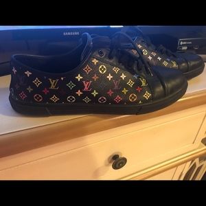 Louis Vuitton Sneakers size 39