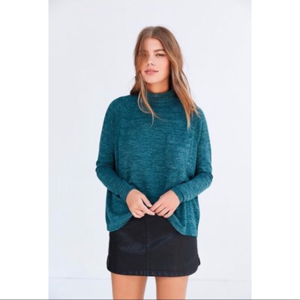 UO BDG Layne Mock Neck Top