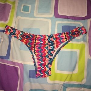 Cheeky bikini bottoms