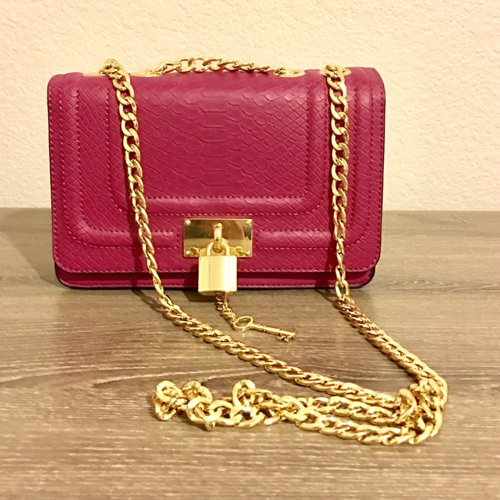 Hot pink fuchsia purse