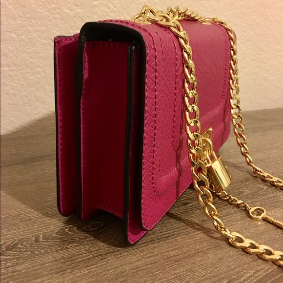 Hot pink fuchsia purse - Picture 3 of 7