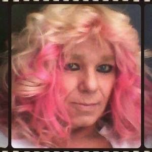 Meet your Posher, Stacy