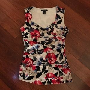 Super cute top from White/Black House Market Small