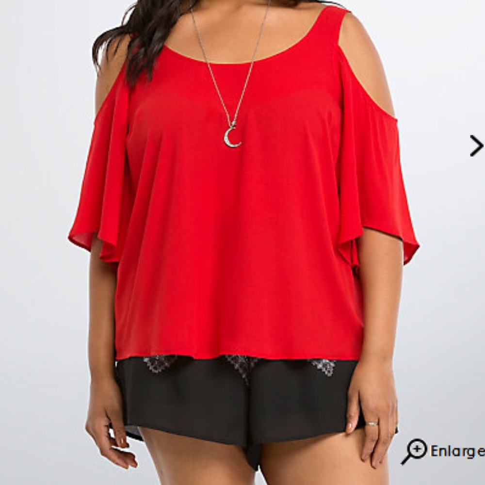 NWT TORRID Georgette Cold Shoulder Top