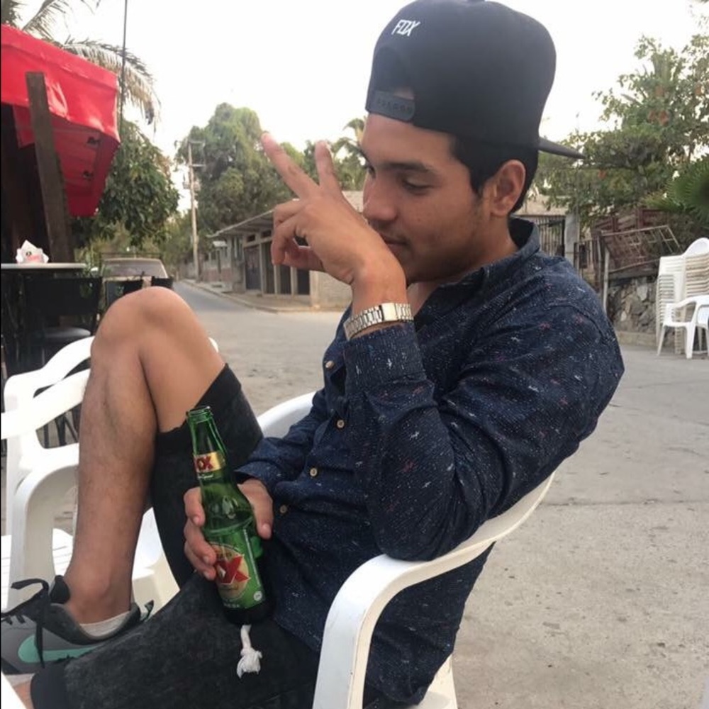 Meet your Posher, Alejandro