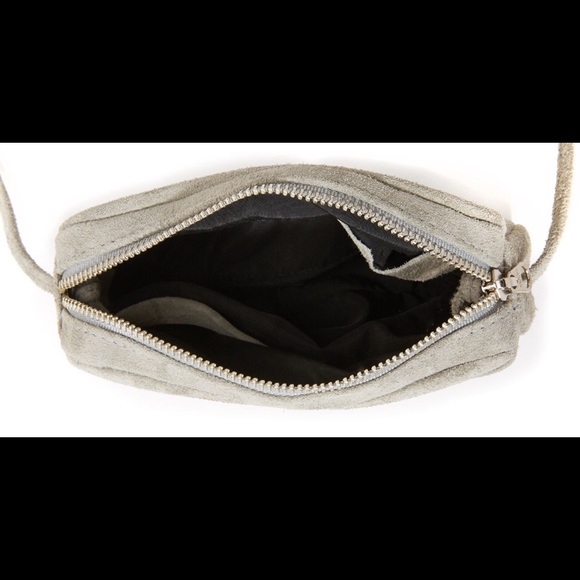 Baggu mini camera crossbody bag - Picture 4 of 6