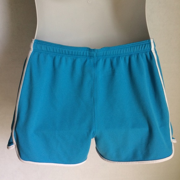 Under Armour aqua shorts - Picture 3 of 4
