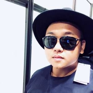 Meet your Posher, Phi