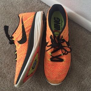 Nike Flyknit Lunar 3