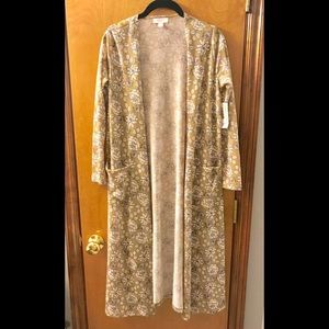 LulaRoe BEAUTIFUL brand new with tags Sarah!