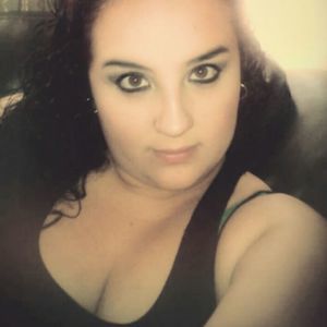 Meet your Posher, Mayra