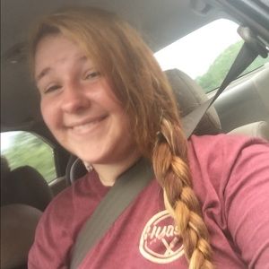 Meet your Posher, Candace