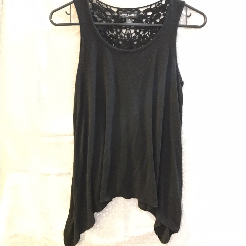 Black- Flowy tank with crochet Lace pattern back