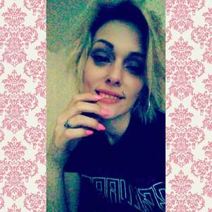 Meet your Posher, Holly