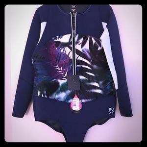 Roxy spring suit