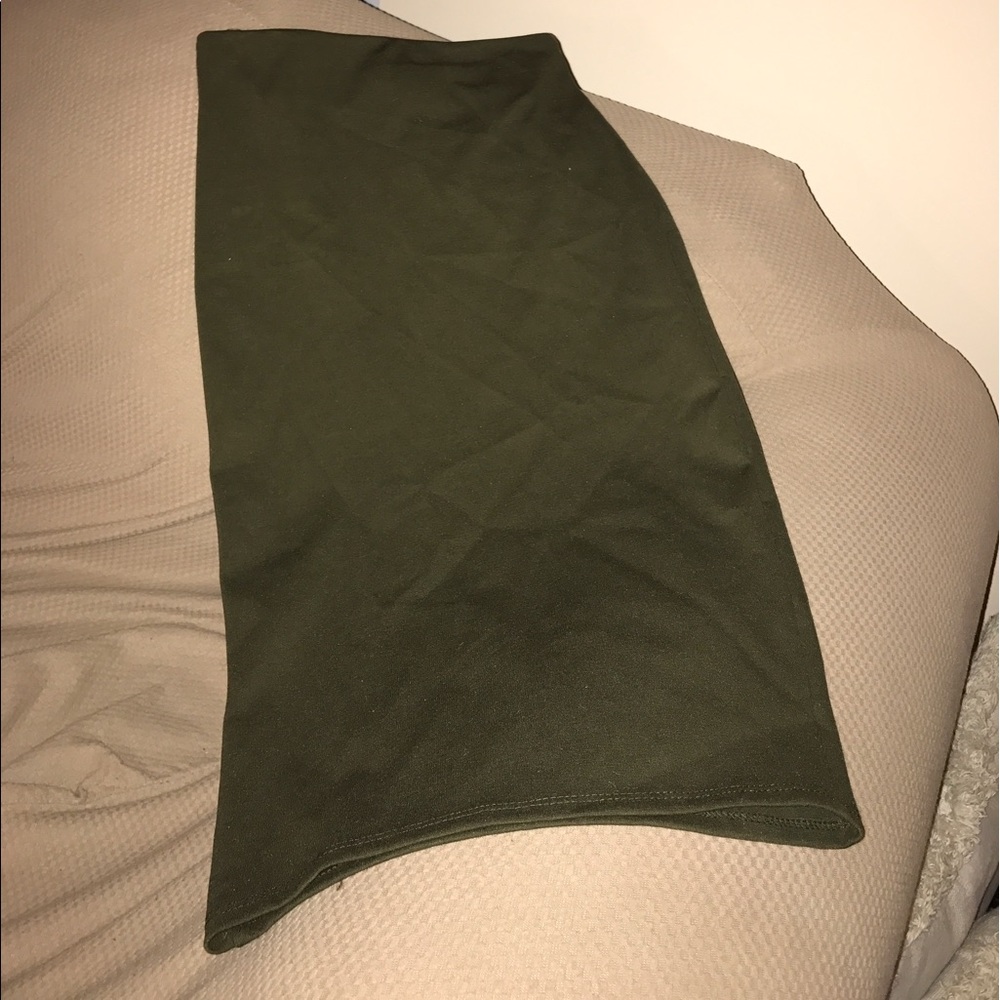Green pencil skirt
