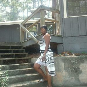 Meet your Posher, Sharon