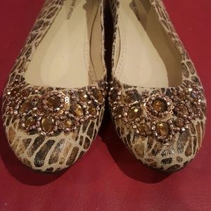 Brown print jeweled flats