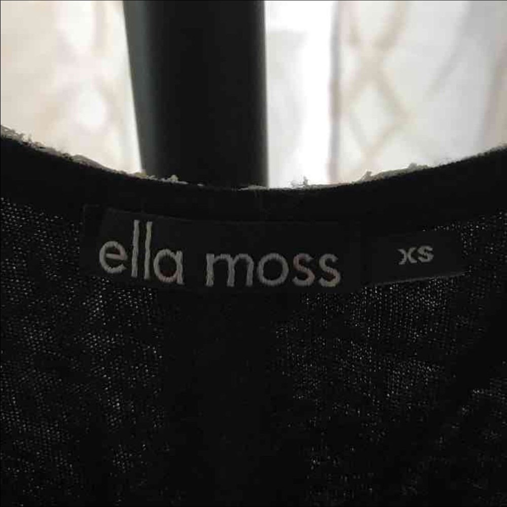 Lace top - Picture 2 of 4