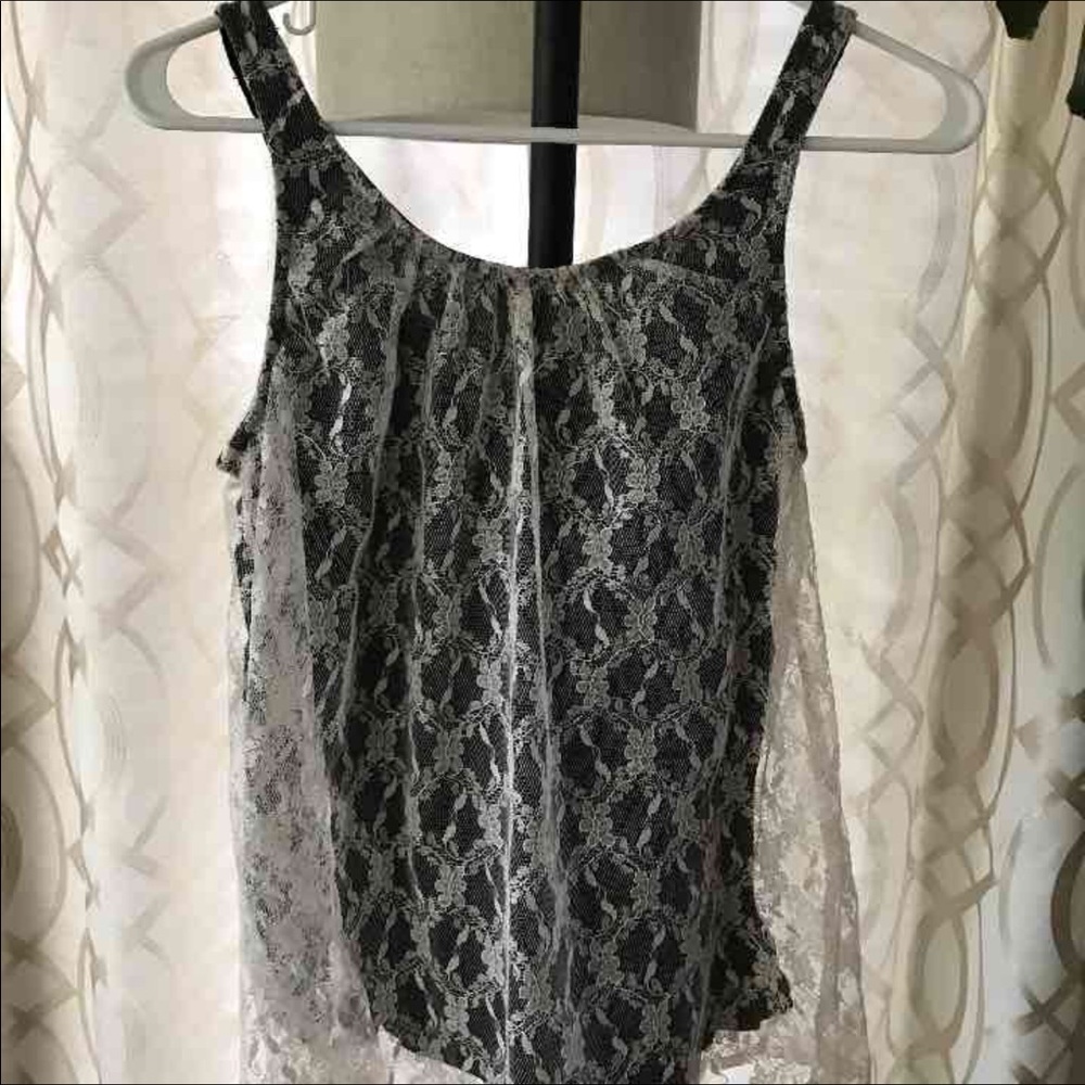 Lace top - Picture 4 of 4