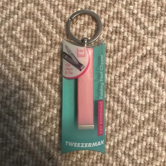 tweezerman folding nail clipper