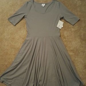 LuLaRoe NWT Nicole sz Large solid Grey