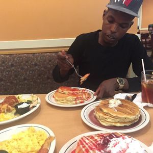 Meet your Posher, Black