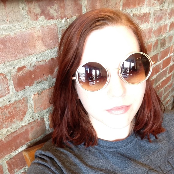 Meet your Posher, Meghan - Picture 1 of 1